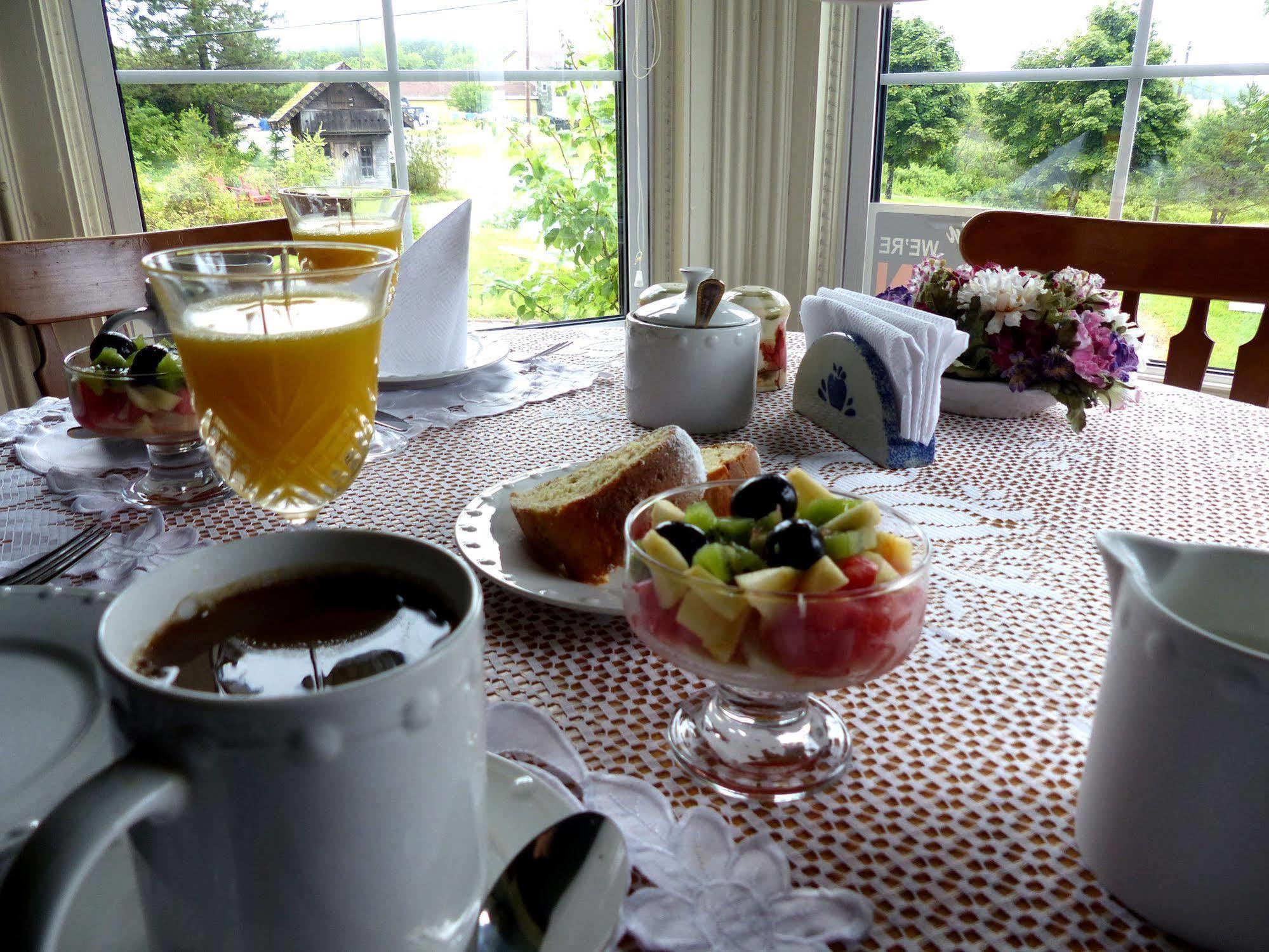 Deer Island Inn Lords Cove Exteriér fotografie